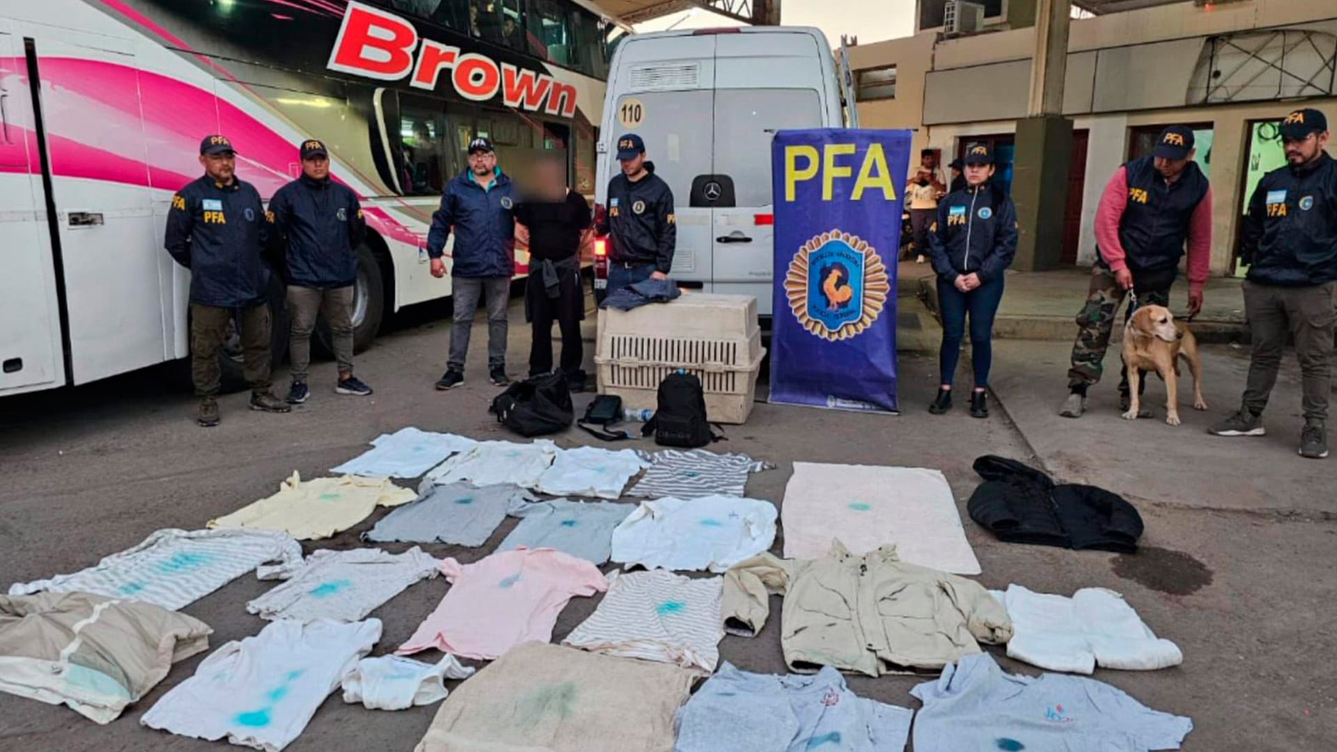 Un italiano fue detenido en Salta con 11 kilos de cocaína impregnada en 41 prendas de vestir