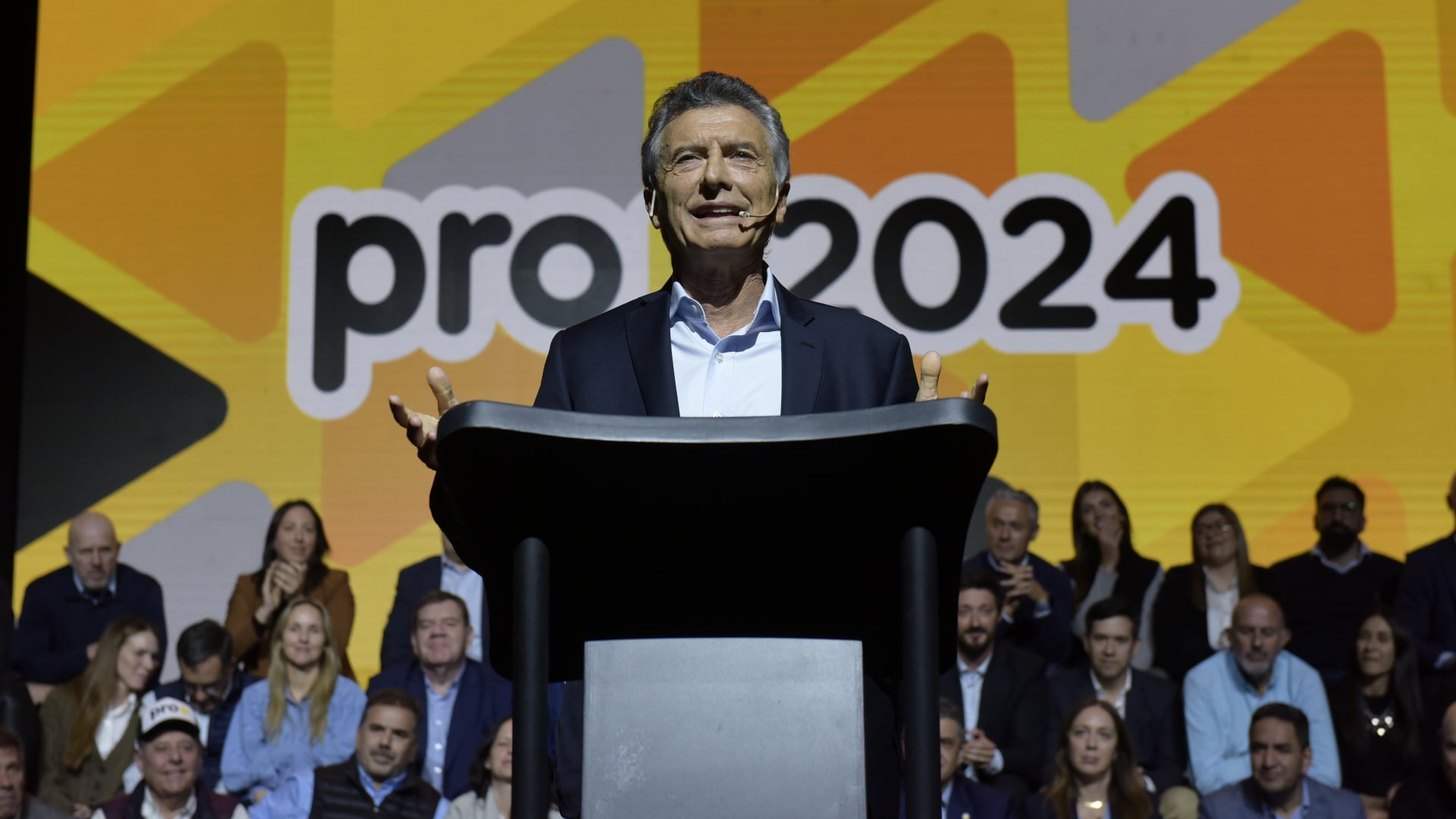 En medio del paro en aeropuertos, Macri exigió un “plan de desarme urgente” de Aerolíneas Argentinas