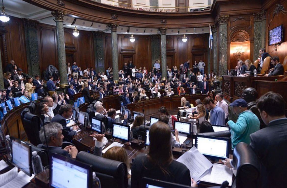 La Legislatura porteña aprobó la ley de capacitación obligatoria en discapacidad para empleados públicos