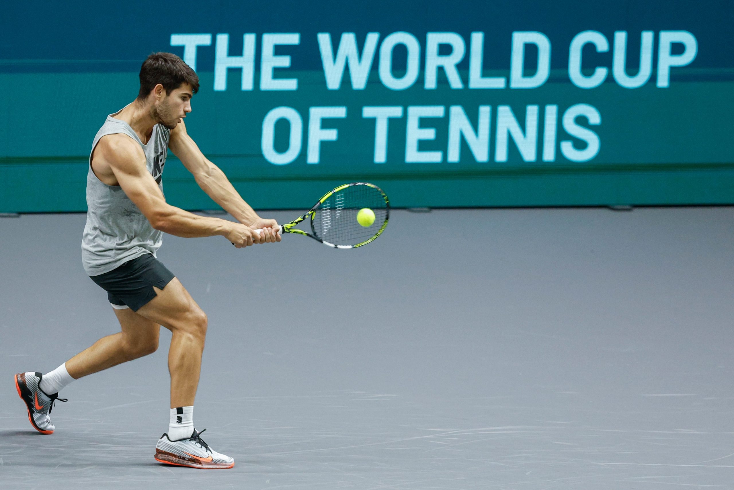 Las estrellas del tenis mundial ausentes y las figuras presentes en las fases finales de la Copa Davis